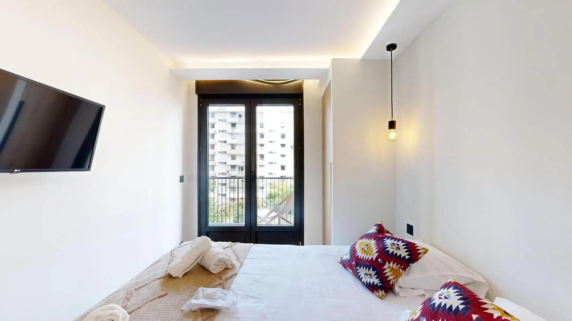 Bluestay 56 - Superbe Appartement A Parigi